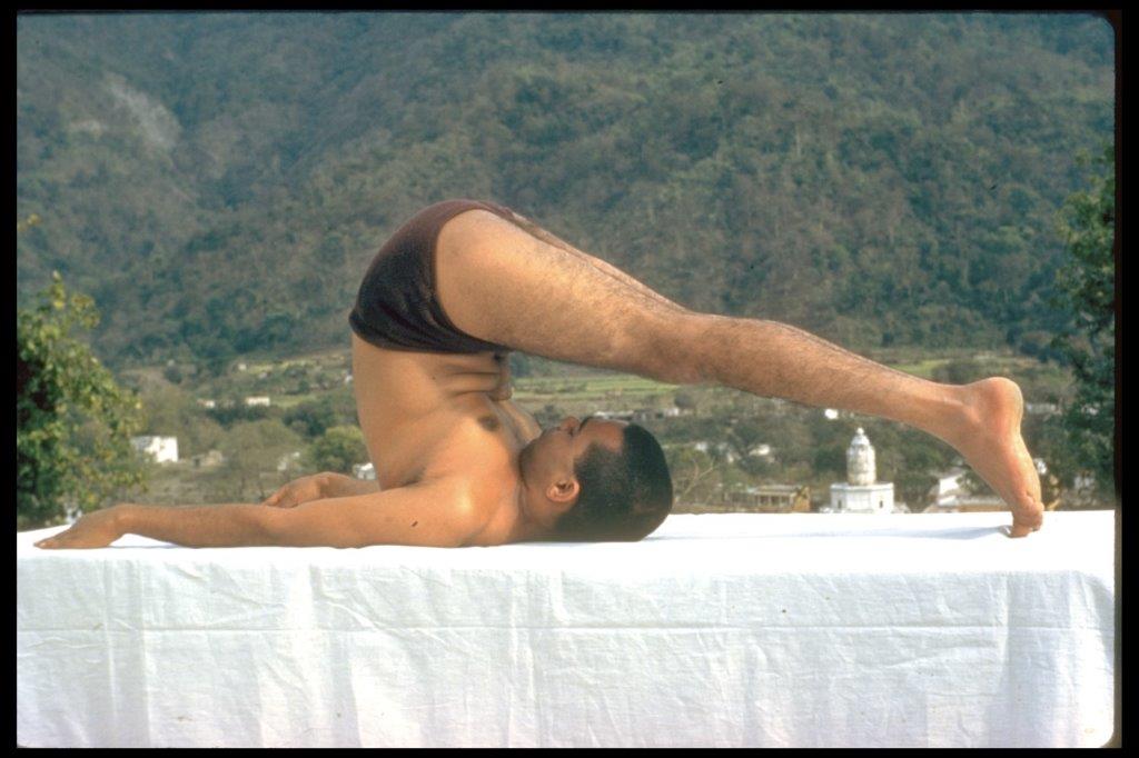 yoga pose 3 plough