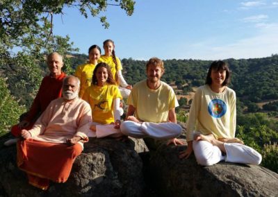 group-meditating-siva-hill-rock-sivananda-yoga-farm