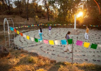 walking-meditation-labyrinth-yoga-farm
