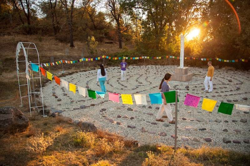 walking-meditation-labyrinth-yoga-farm