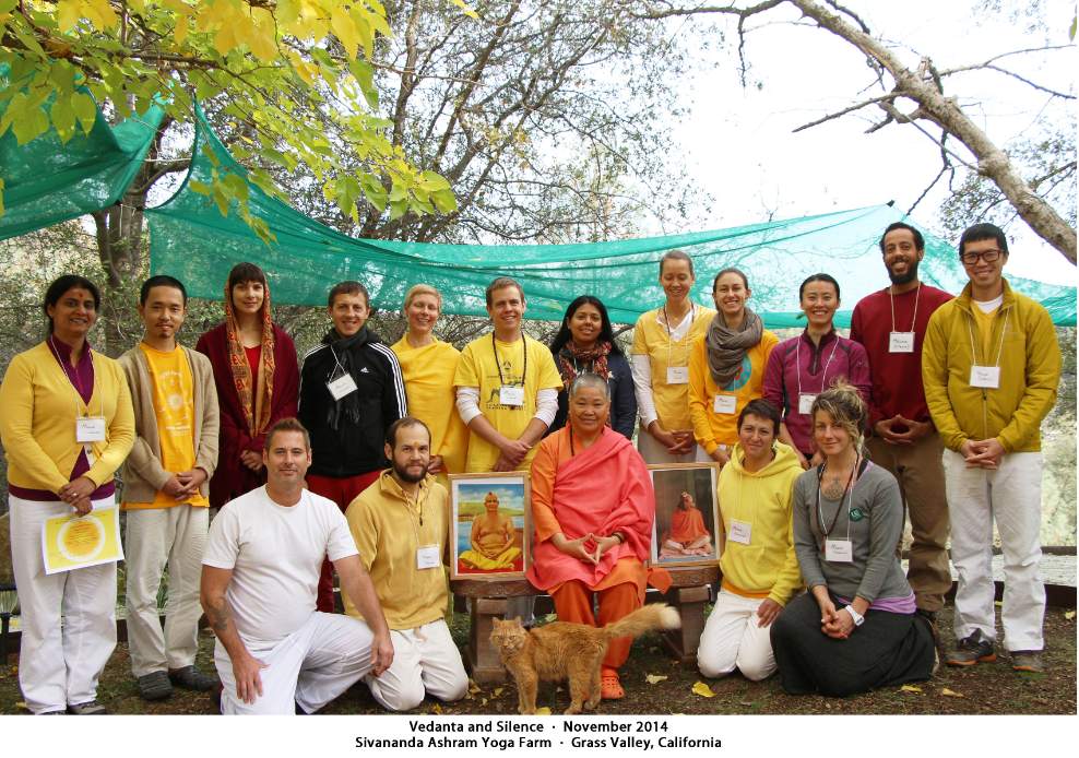 Group of student graduates that studied a course on Vedanta