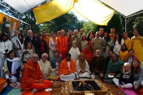 Group photo of teachers and students at vedic astrology conference