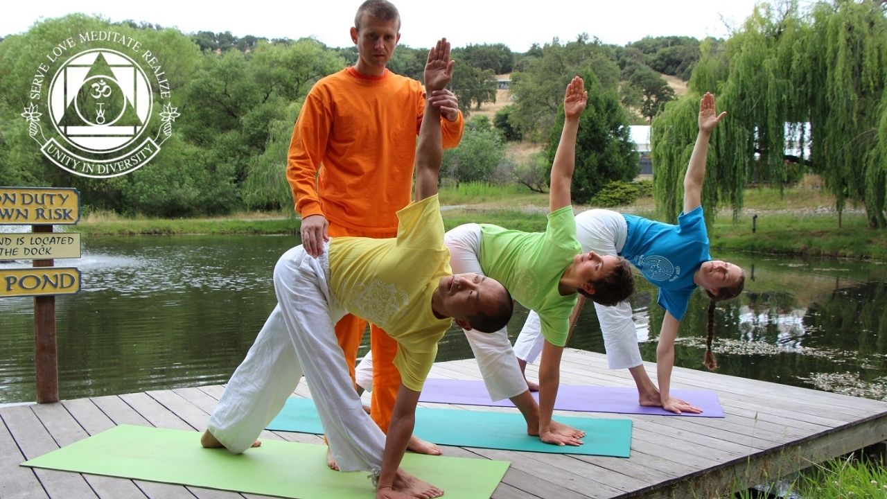 Sivananda London, Classical Yoga, Yoga Teacher Training